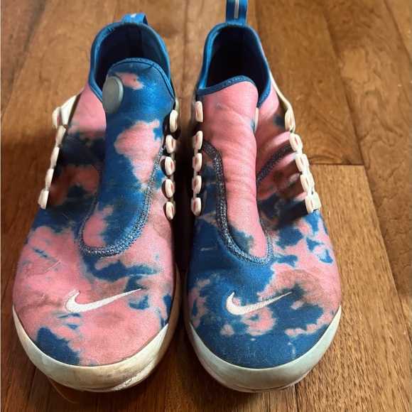 Nike Tie-Dye Sneakers - Blue and Pink - Picture 3 of 4